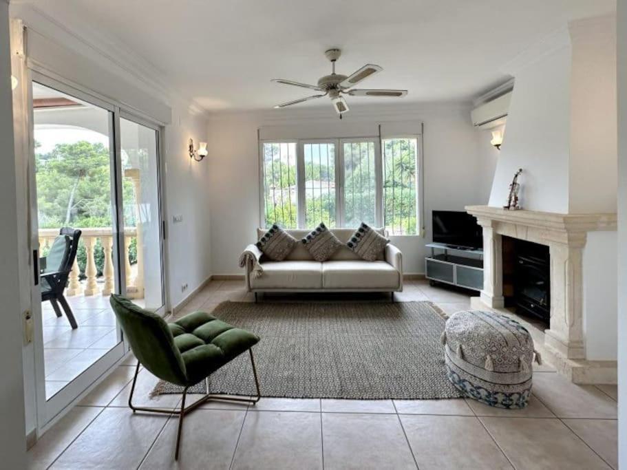 Casa Maria Granadella, Three Bedroom Villa With Private Pool 哈维亚 外观 照片